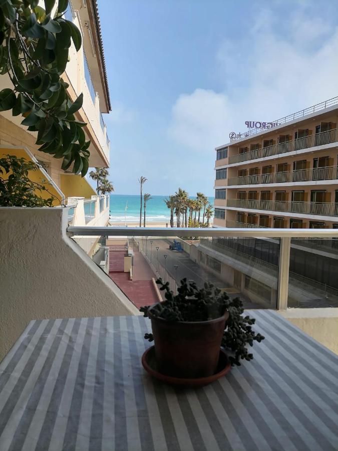 Urbanizacion Bahia Mar Con Piscina Apartman Peñíscola Kültér fotó