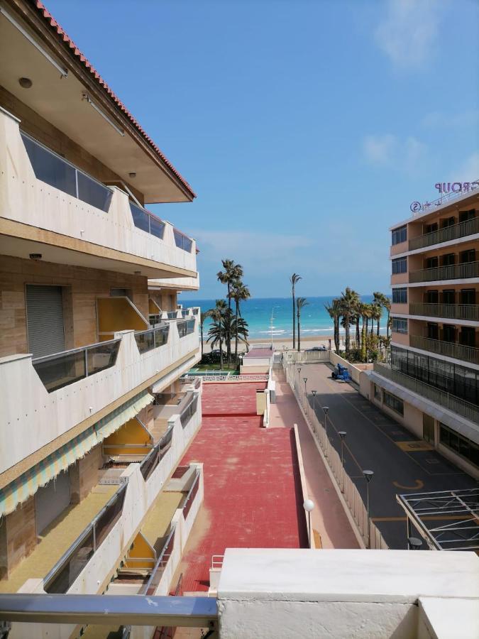 Urbanizacion Bahia Mar Con Piscina Apartman Peñíscola Kültér fotó